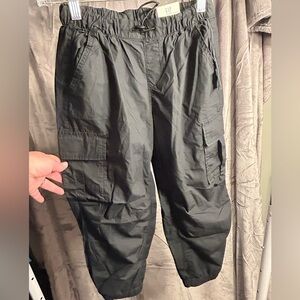 NWT Boys GAP Kids Black Cargo Pants size Medium (8)